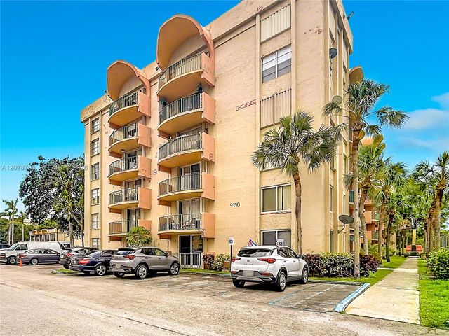 9350 Fontainebleau Boulevard 101, Miami, FL 33172