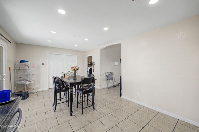 6926 W COMET Avenue, Peoria, AZ 85345