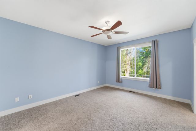 820 Greenwood Hills Drive, Adel, IA 50003