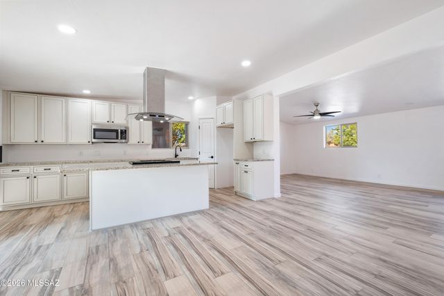 4362 E La Cienega Street, Tucson, AZ 85712