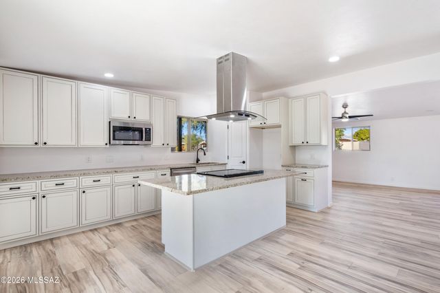 4362 E La Cienega Street, Tucson, AZ 85712