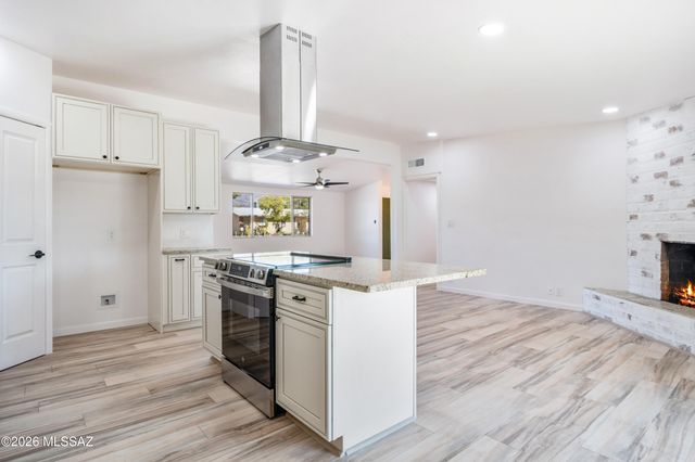 4362 E La Cienega Street, Tucson, AZ 85712