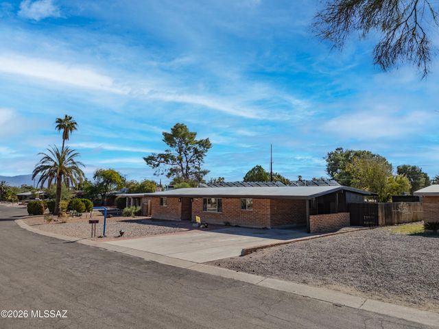 4362 E La Cienega Street, Tucson, AZ 85712