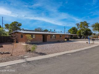 4362 E La Cienega Street, Tucson, AZ 85712