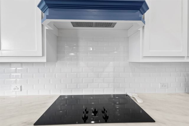 806 Summer Grove Drive, Midlothian, TX 76065