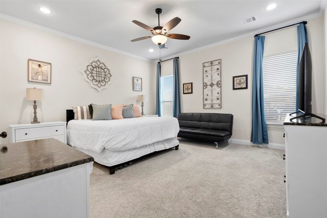 806 Summer Grove Drive, Midlothian, TX 76065