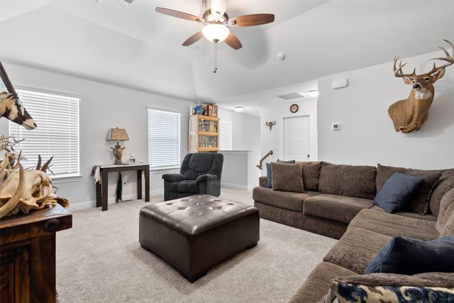 806 Summer Grove Drive, Midlothian, TX 76065