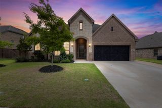 806 Summer Grove Drive, Midlothian, TX 76065