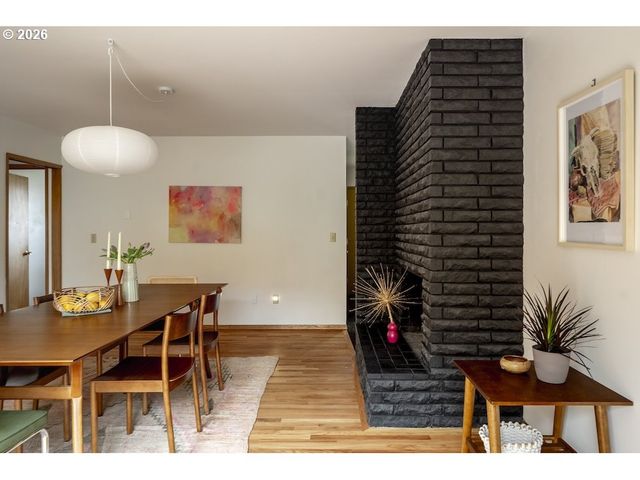 6420 CALDWELL Rd, Gladstone, OR 97027