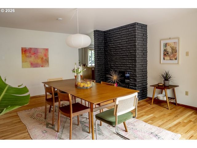 6420 CALDWELL Rd, Gladstone, OR 97027