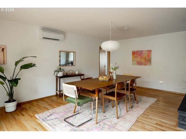 6420 CALDWELL Rd, Gladstone, OR 97027