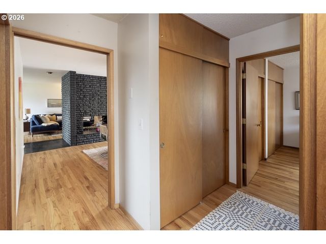 6420 CALDWELL Rd, Gladstone, OR 97027