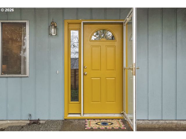 6420 CALDWELL Rd, Gladstone, OR 97027