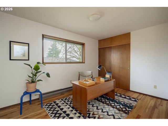 6420 CALDWELL Rd, Gladstone, OR 97027