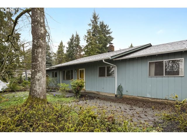 6420 CALDWELL Rd, Gladstone, OR 97027