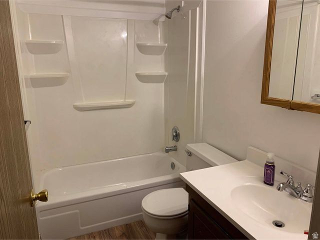 5174 S 1900 W, Roy, UT 84067