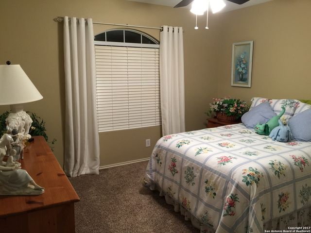7323 Carriage Bend, San Antonio, TX 78249