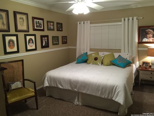 7323 Carriage Bend, San Antonio, TX 78249