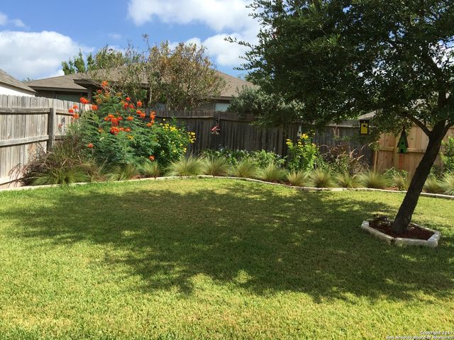 7323 Carriage Bend, San Antonio, TX 78249