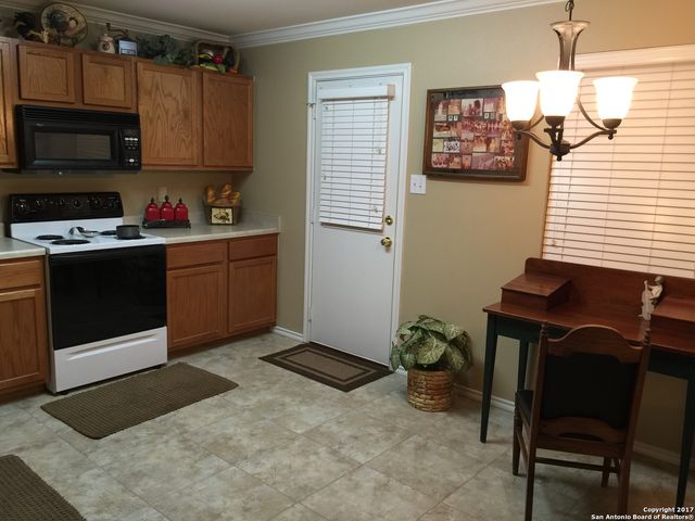 7323 Carriage Bend, San Antonio, TX 78249