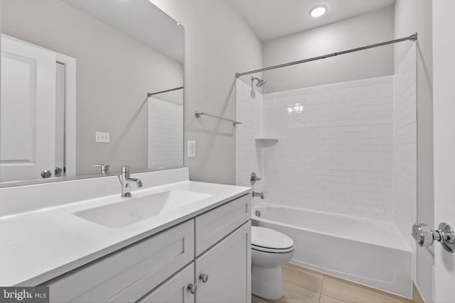 1308 S QUINN ST, Arlington, VA 22204