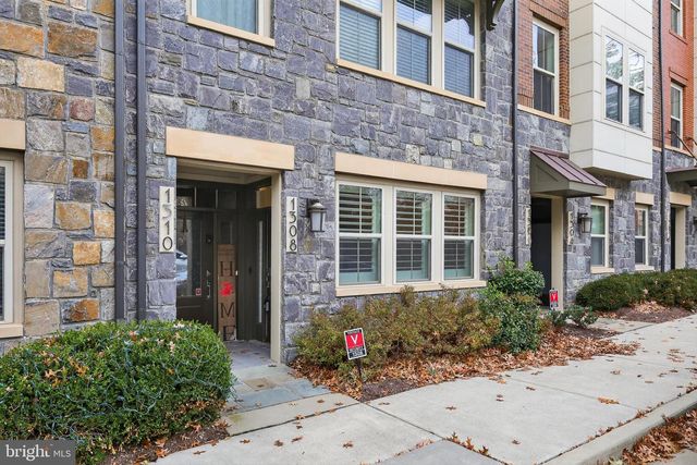 1308 S QUINN ST, Arlington, VA 22204