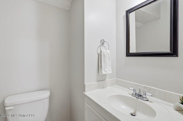 8 Greenwing Court, Jackson, MS 39211