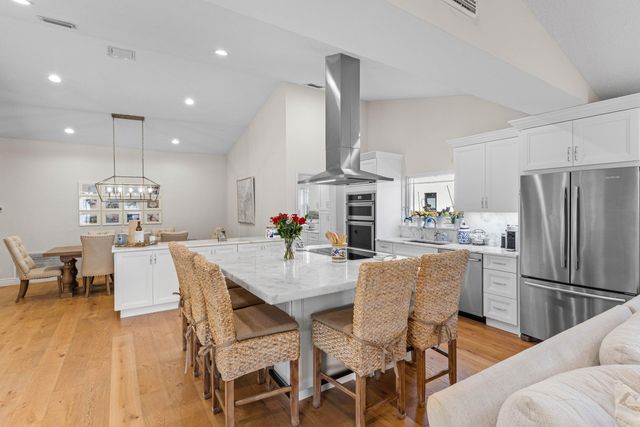 3830 NW 25th Way, Boca Raton, FL 33434