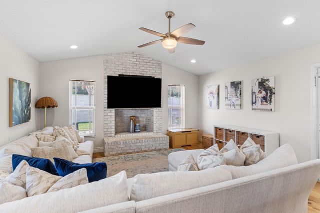 3830 NW 25th Way, Boca Raton, FL 33434