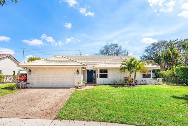 3830 NW 25th Way, Boca Raton, FL 33434