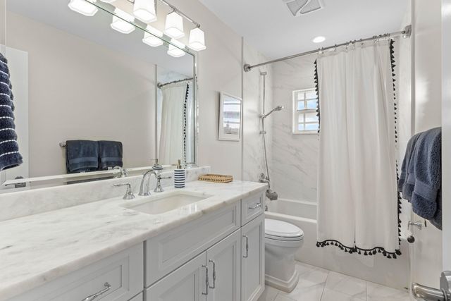 3830 NW 25th Way, Boca Raton, FL 33434