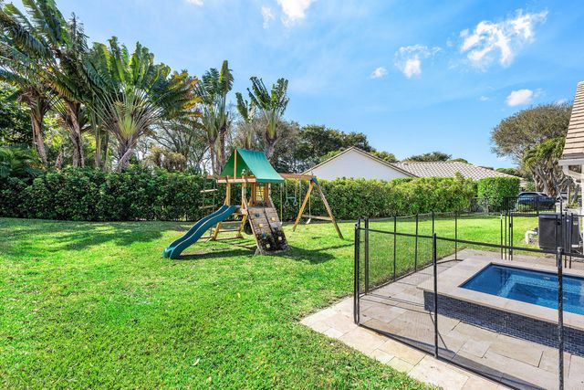 3830 NW 25th Way, Boca Raton, FL 33434