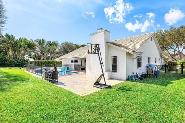 3830 NW 25th Way, Boca Raton, FL 33434