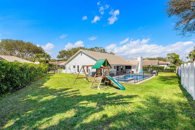 3830 NW 25th Way, Boca Raton, FL 33434