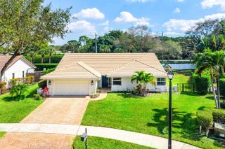 3830 NW 25th Way, Boca Raton, FL 33434