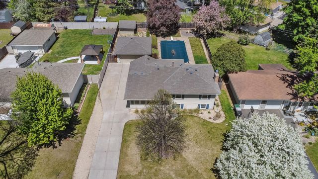2841 115th Lane NW, Coon Rapids, MN 55433