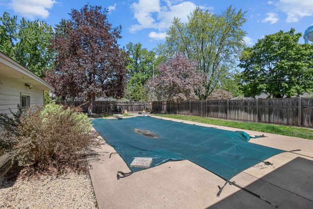 2841 115th Lane NW, Coon Rapids, MN 55433