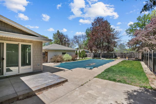 2841 115th Lane NW, Coon Rapids, MN 55433
