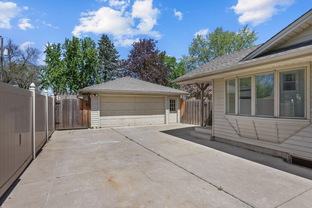 2841 115th Lane NW, Coon Rapids, MN 55433 — photo 5