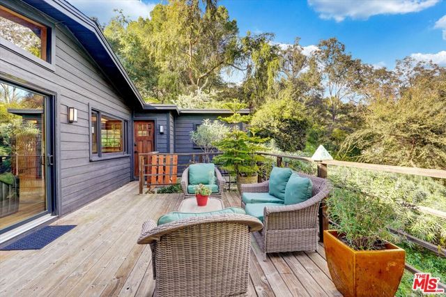 19643 Valley View Dr, Topanga (los Angeles), CA 90290