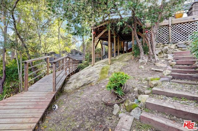 19643 Valley View Dr, Topanga (los Angeles), CA 90290