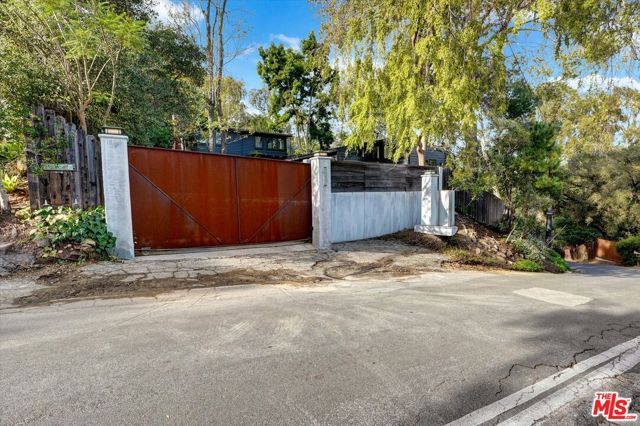 19643 Valley View Dr, Topanga (los Angeles), CA 90290
