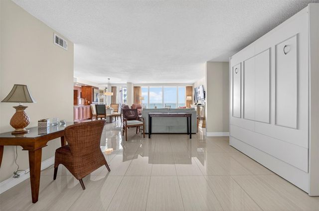 4300 N Ocean Boulevard 14E, Fort Lauderdale, FL 33308