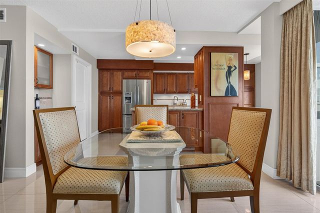 4300 N Ocean Boulevard 14E, Fort Lauderdale, FL 33308