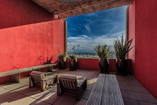 311 Oak Street PH4, Oakland, CA 94607