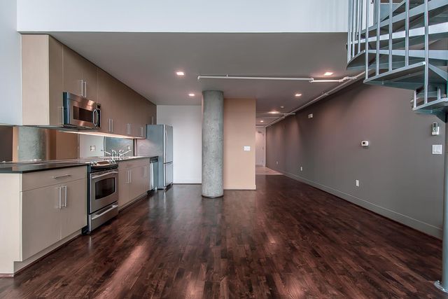 311 Oak Street PH4, Oakland, CA 94607