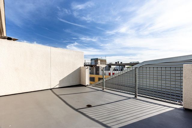 311 Oak Street PH4, Oakland, CA 94607