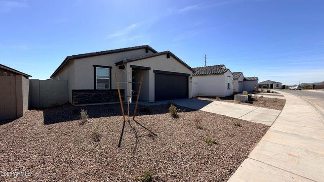2379 E Fortana Drive, San Tan Valley, AZ 85143