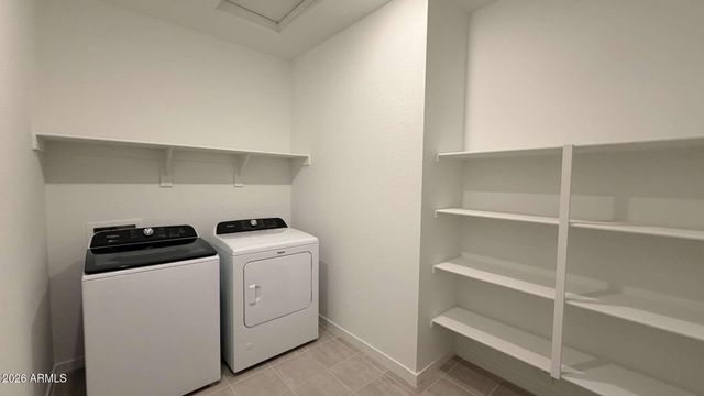 2379 E Fortana Drive, San Tan Valley, AZ 85143