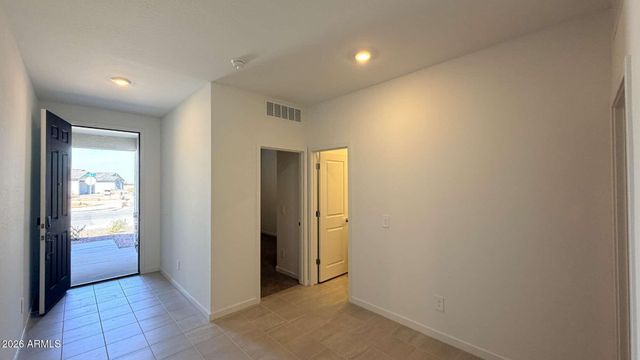 2379 E Fortana Drive, San Tan Valley, AZ 85143